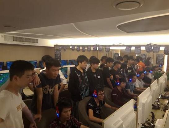 腾讯的怀旧梦空了！第一名回归的《冒险岛》，卸载才是它最好出路