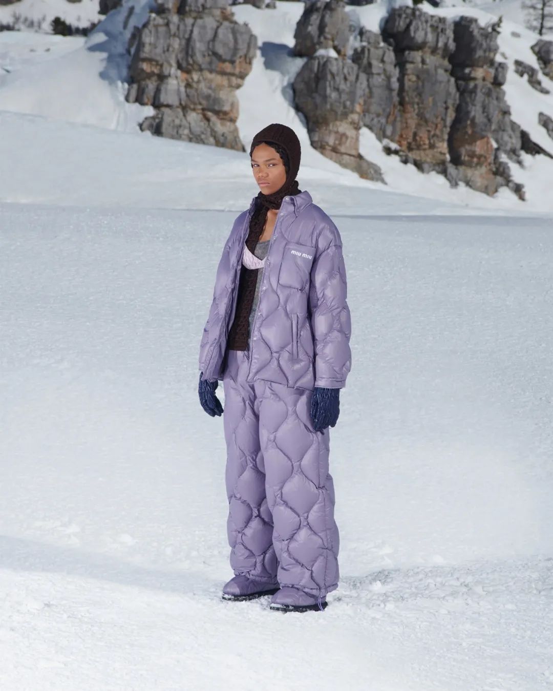 入冬四件套我不配文案,入冬四件套没有棉衣来的实在