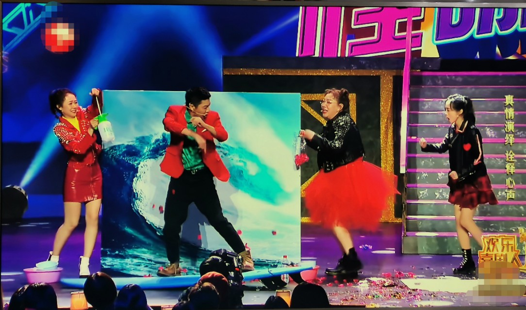 白凯南的“沦陷”—不来比赛卖情怀,掌声岂能刷存在?