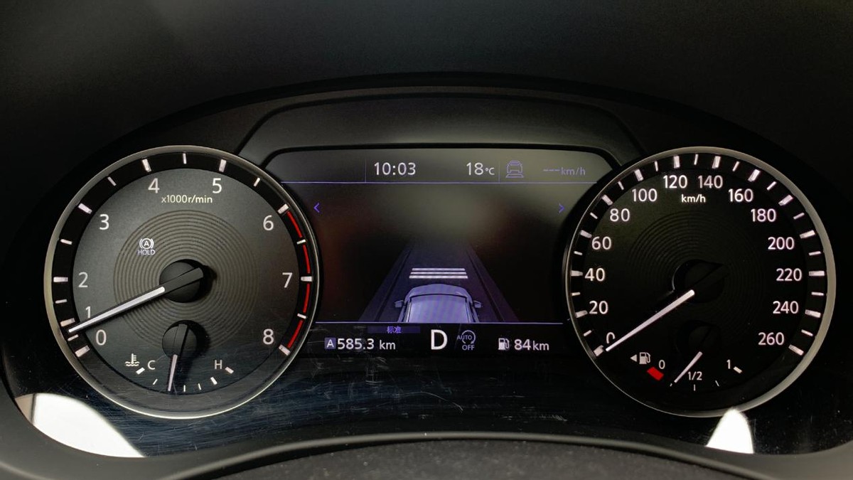 细节全面解析汽车,英菲尼迪qx50悦享版自驾