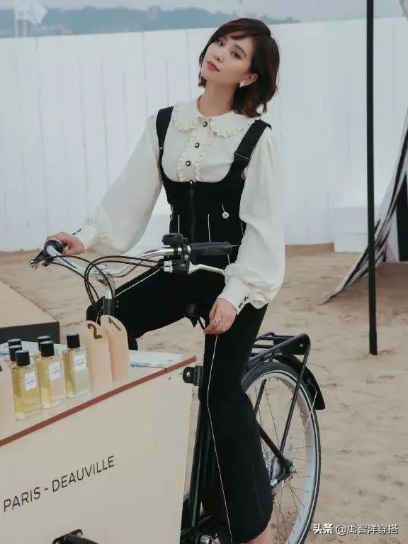 阔腿裤已经out了现在流行初恋裤,还在穿阔腿裤现在流行的是初恋裤