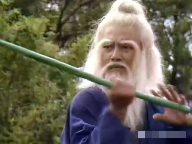 37年后《射雕英雄传》演员今昔照黄日华58岁曾江86岁而他89岁