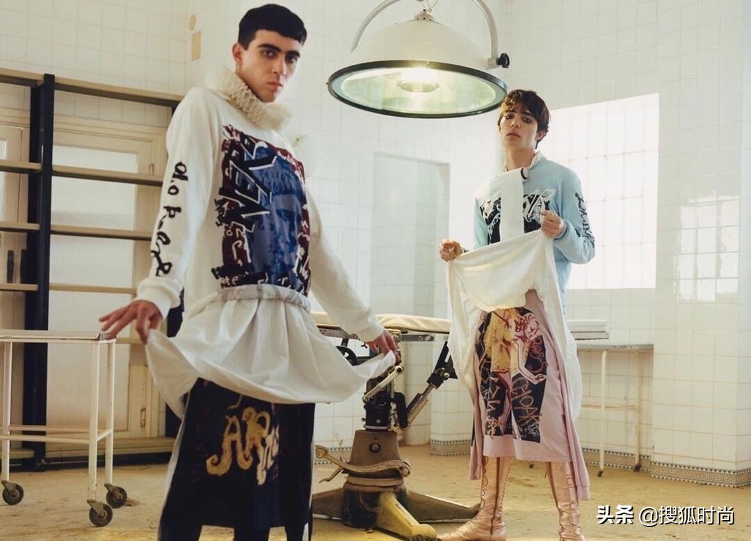 深度｜维密启用变性人，巴塞泳池开放裸泳，无性别时代悄悄来临？