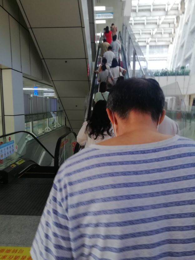 人流比较多的地方开什么店,人流最旺的地方排名