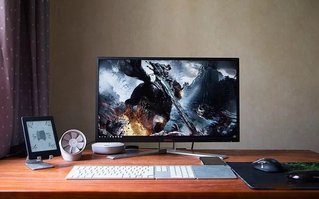 如何鉴别显示器用什么品牌屏幕,怎么辨别电脑显示器的真伪