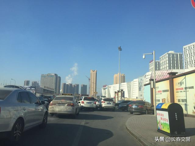 「两公布一提示」十一来临，附送拼假攻略，蜀黍执勤保畅通！