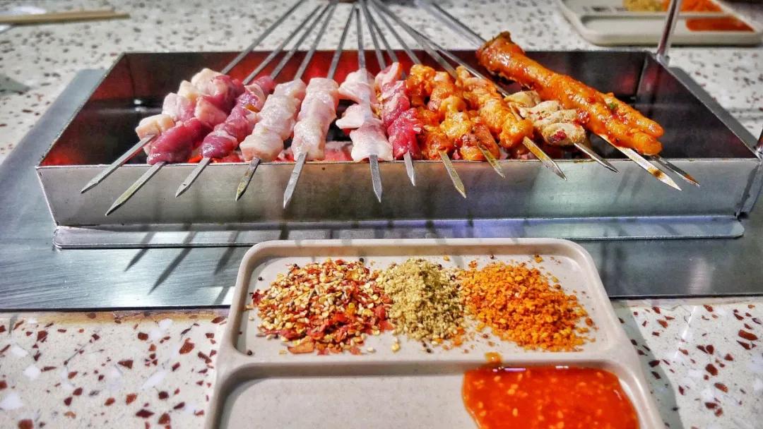 哎呀妈呀思密达，这座边境小城让我成功穿越