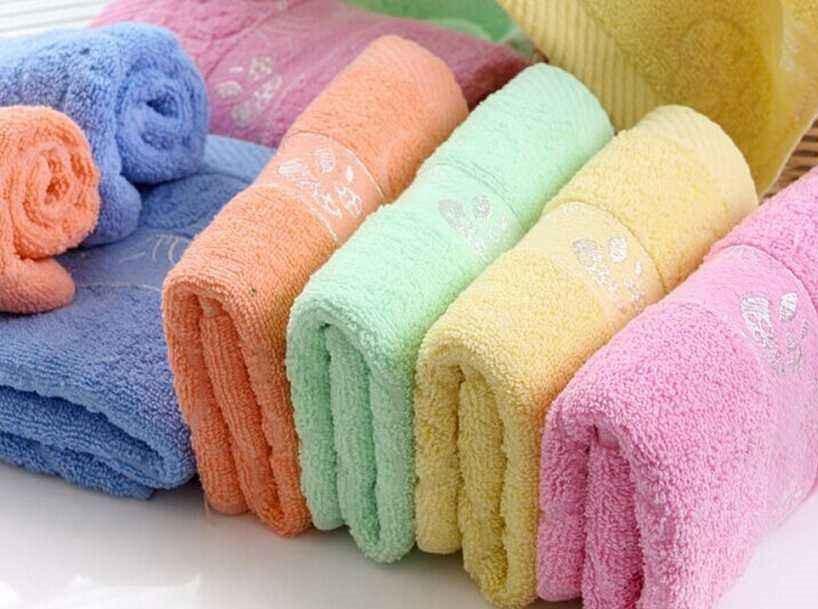 白色的毛巾时间久了发黄怎么洗,毛巾发黄了用什么洗