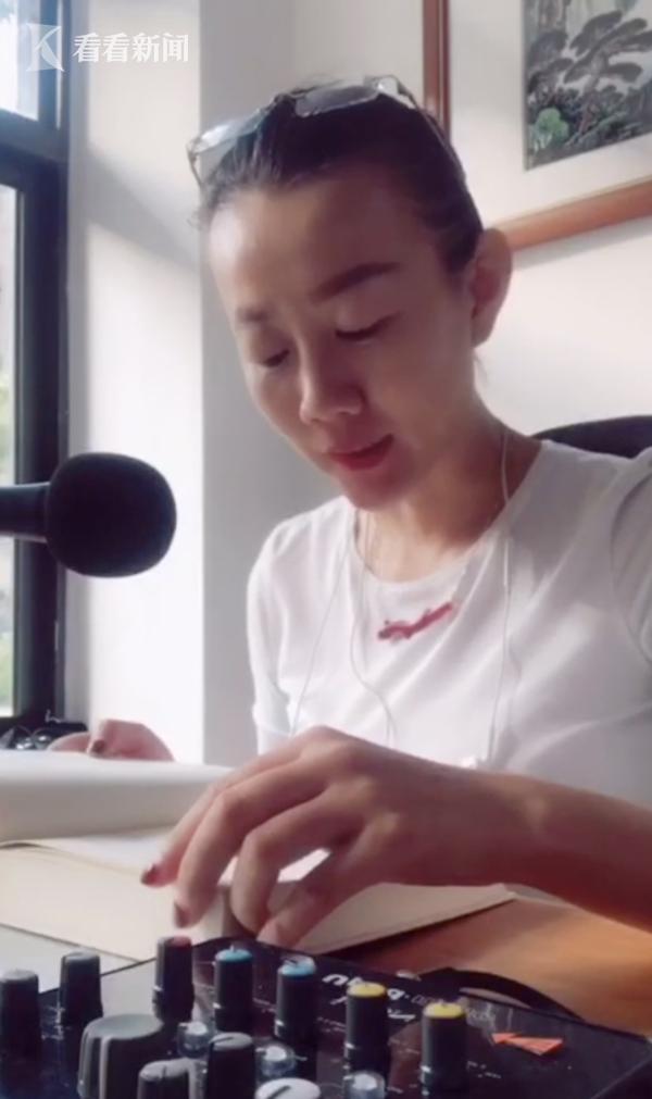 妈妈教育女儿要精致,三观很正的父母教育女儿