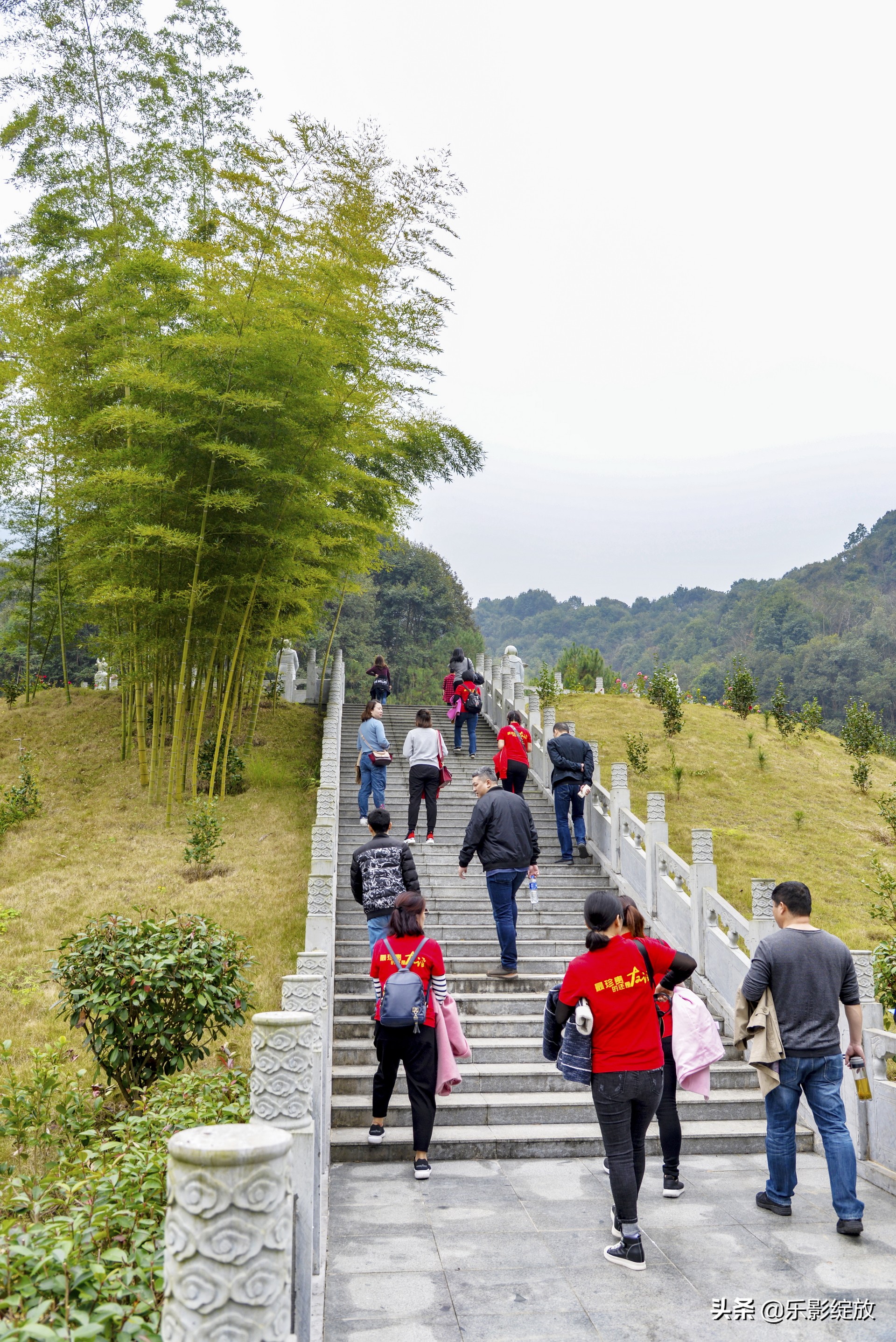 经律论文化旅游小镇骑行,经律论文化旅游小镇美国