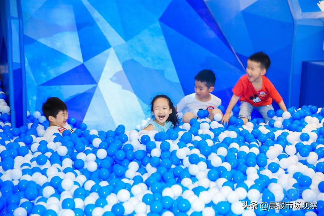 大咖IP超级飞侠打造趣味主题乐园环球总动员亲子展亮相上海朵云轩艺术中心