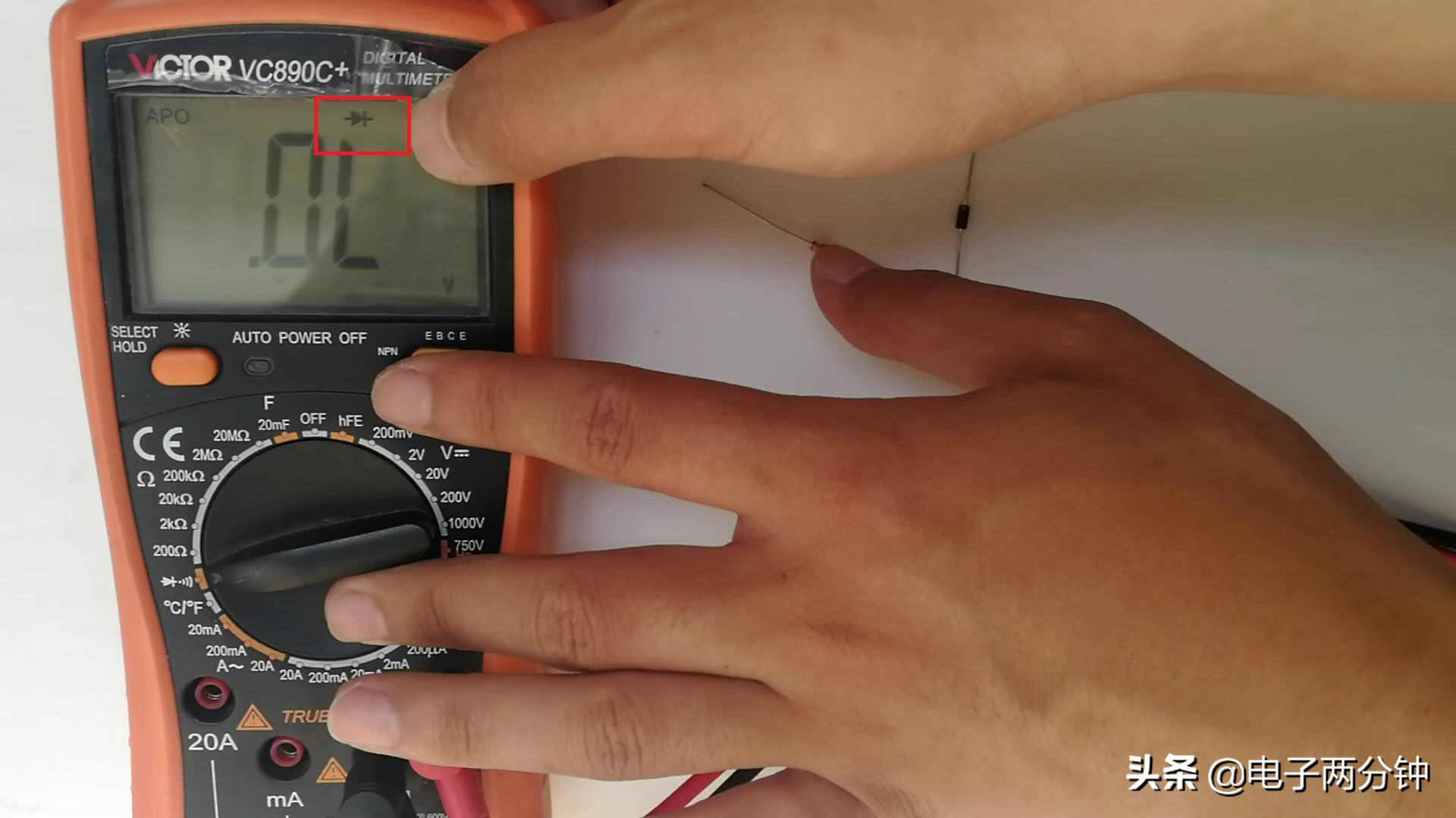 万用表最基本的几个测量功能,万用表常用测量方法