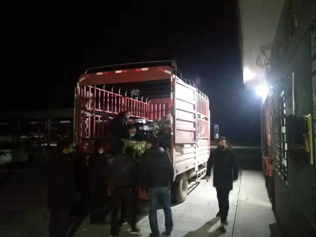 谢谢你们！温暖了洛川这座城