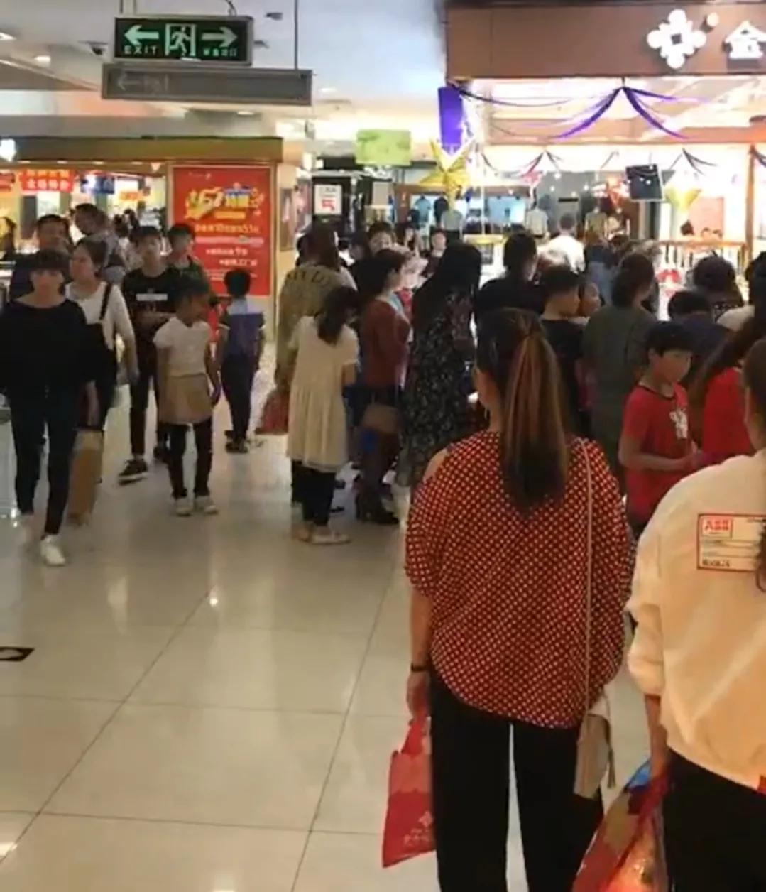 老庙黄金貔貅买一送一,金店貔貅推荐