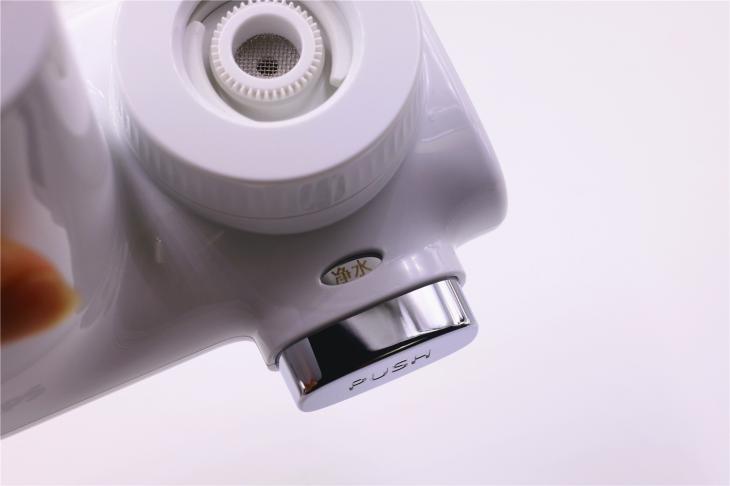 净水器龙头怎么能安装防溅水龙头,电控净水器水龙头可改机械龙头吗