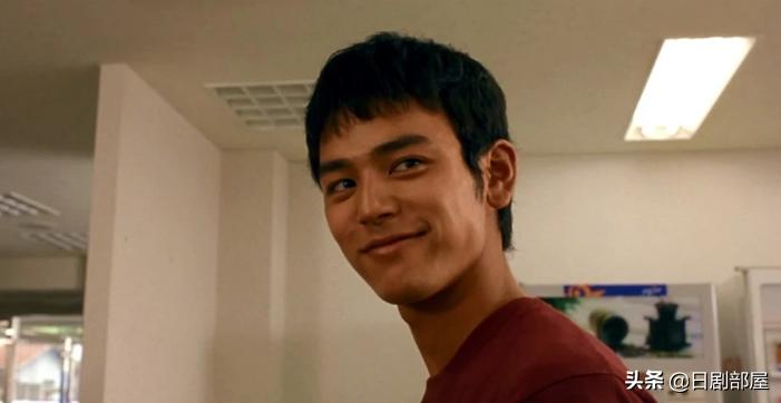 唐人街探案3妻夫木聪花衬衫,唐人街探案3里面四位帅哥