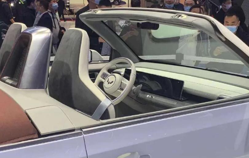 五菱七座宏光miniev敞篷,宏光mini敞篷4人座多少钱