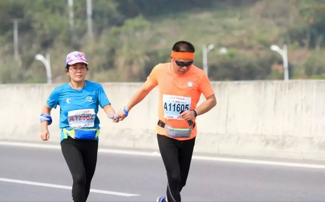 马拉松训练计划2小时10分,全程马拉松训练计划16周