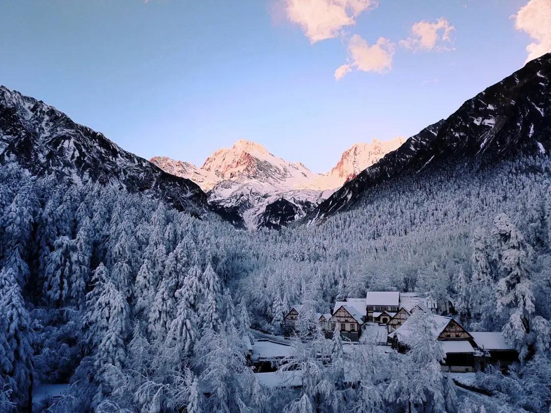 川西泡温泉看雪景,川西自驾游玩2天2夜加温泉12月份
