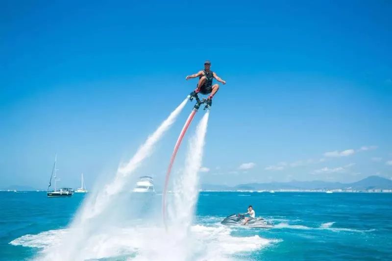 在三亚，如何花很低的价格，玩高大上的游艇帆船？