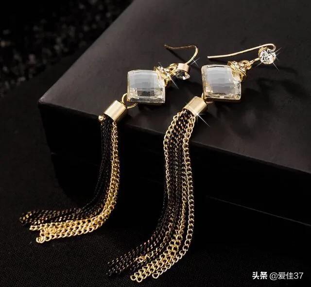 打耳洞的故事100个,打耳洞故事