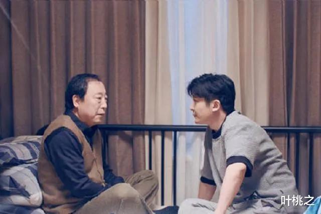 当妻子放弃一切远离你的时候,当你老了你老伴走了