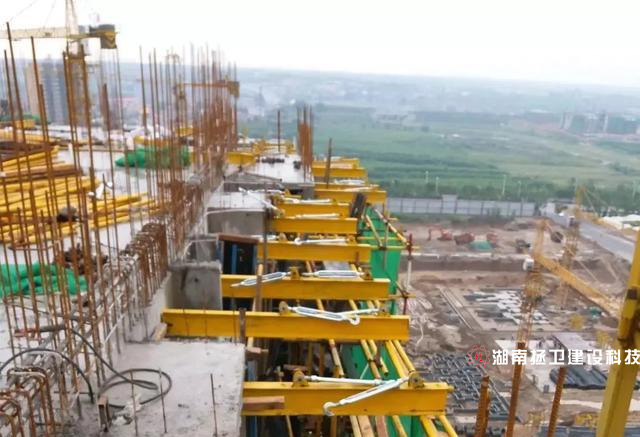 悬挑脚手架明细价格,新型悬挑脚手架