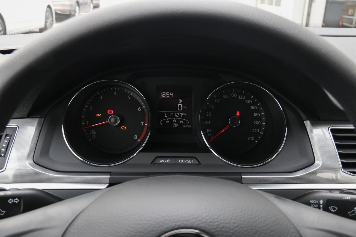 宝来6万多吗,大众宝来传奇卖8000可信么