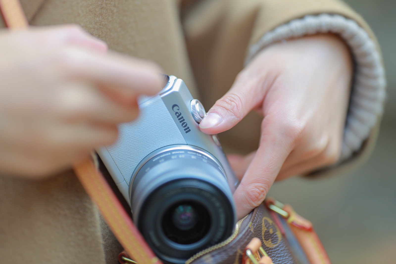 佳能微单eosm10,佳能微单m系列哪个好