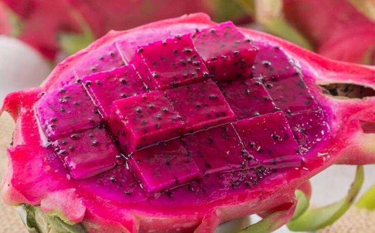 红心白心火龙果有区别吗,怎么从外面分辨红心和白心火龙果