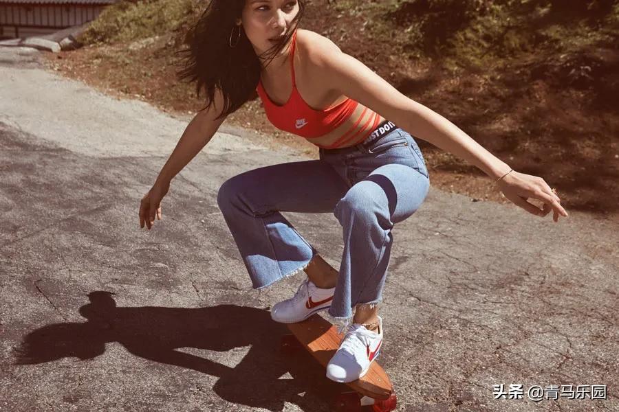 贝拉哈迪德运动员,贝拉哈迪德最火的模特