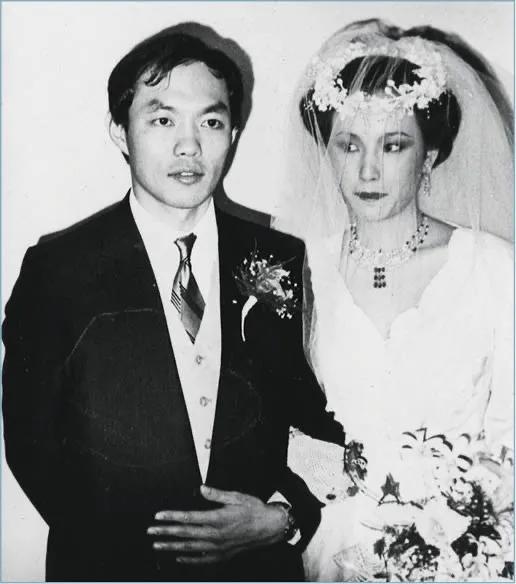 三房太太,13名子女,争夺几百亿家产,霍家宫斗比港剧精彩多了