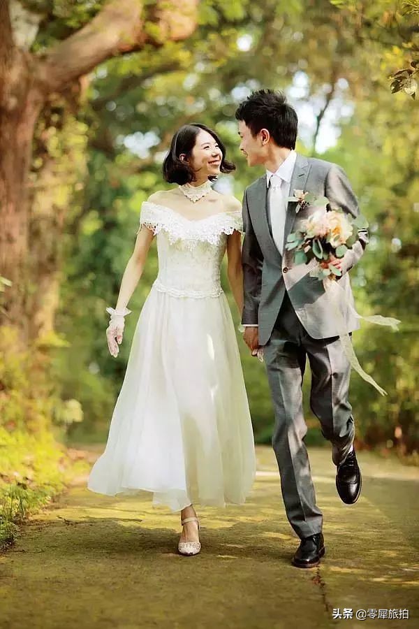 拍婚纱照的穿搭技巧女,拍婚纱照怎么穿私服