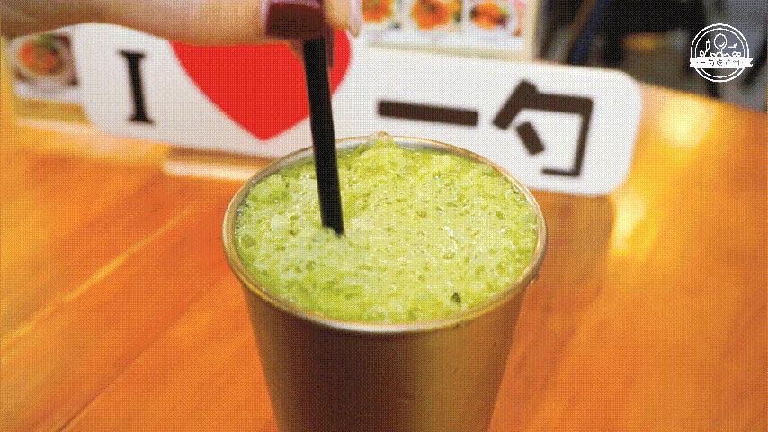 神经病啊！在泰国卖100的绿奶茶这只卖18？真相竟是老板有租收..