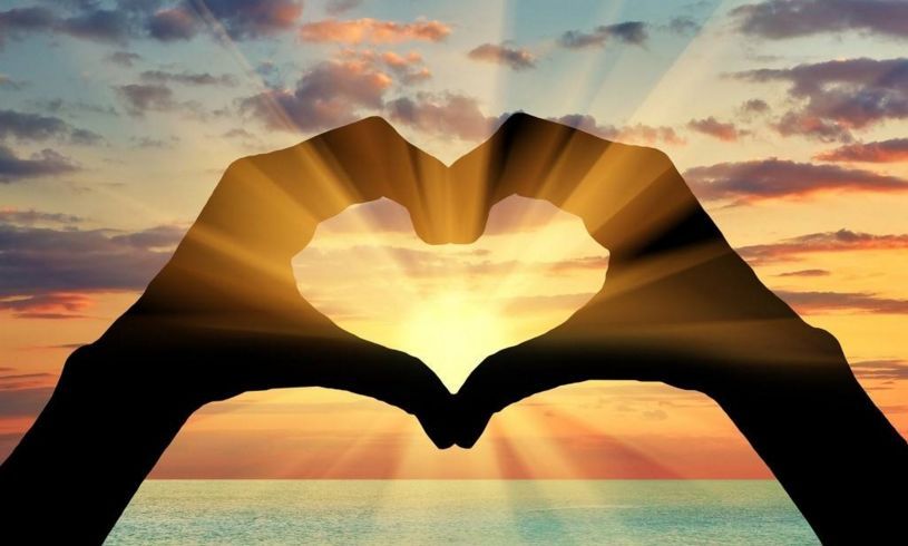 我与父母的一段往事,我和我的父辈四个故事分别简介