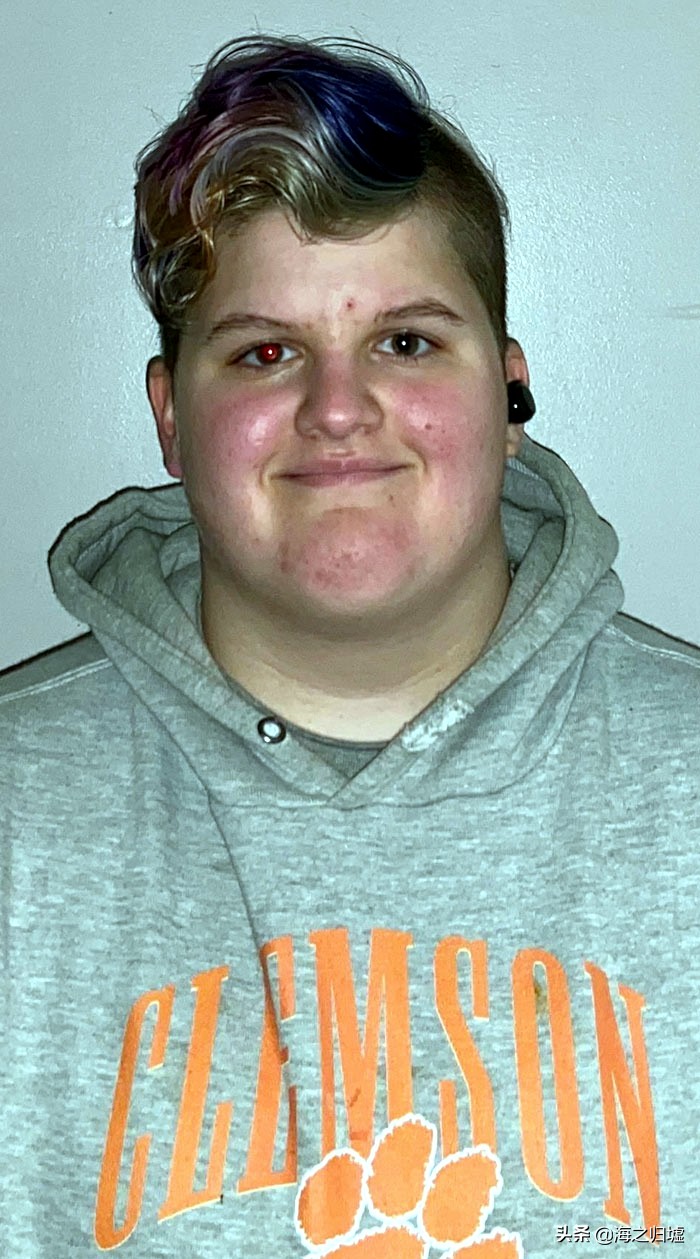 最神奇的头发图片,最美变色头发女孩照片大全