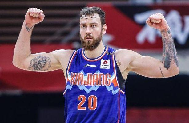 周琦或加入辽宁男篮,辽宁男篮完成重要签约