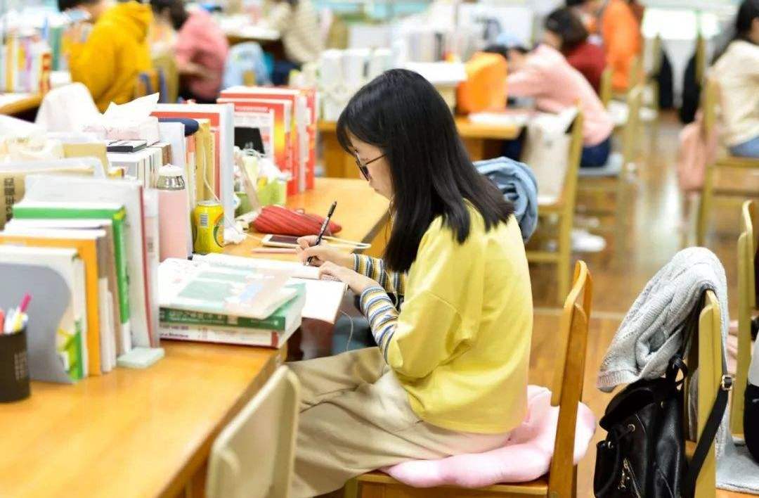 这所“211”大学，2.7万人报考，考研到底有多难？