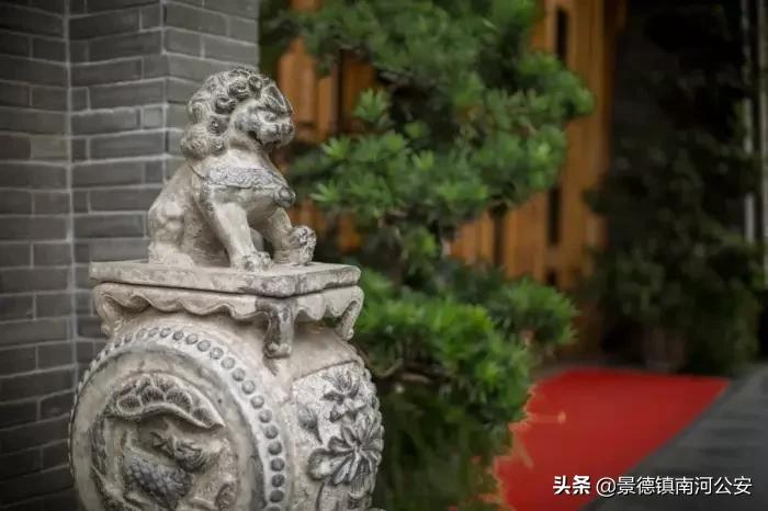 10首荡气回肠的怀古诗词,这些荡气回肠的爱国古诗词