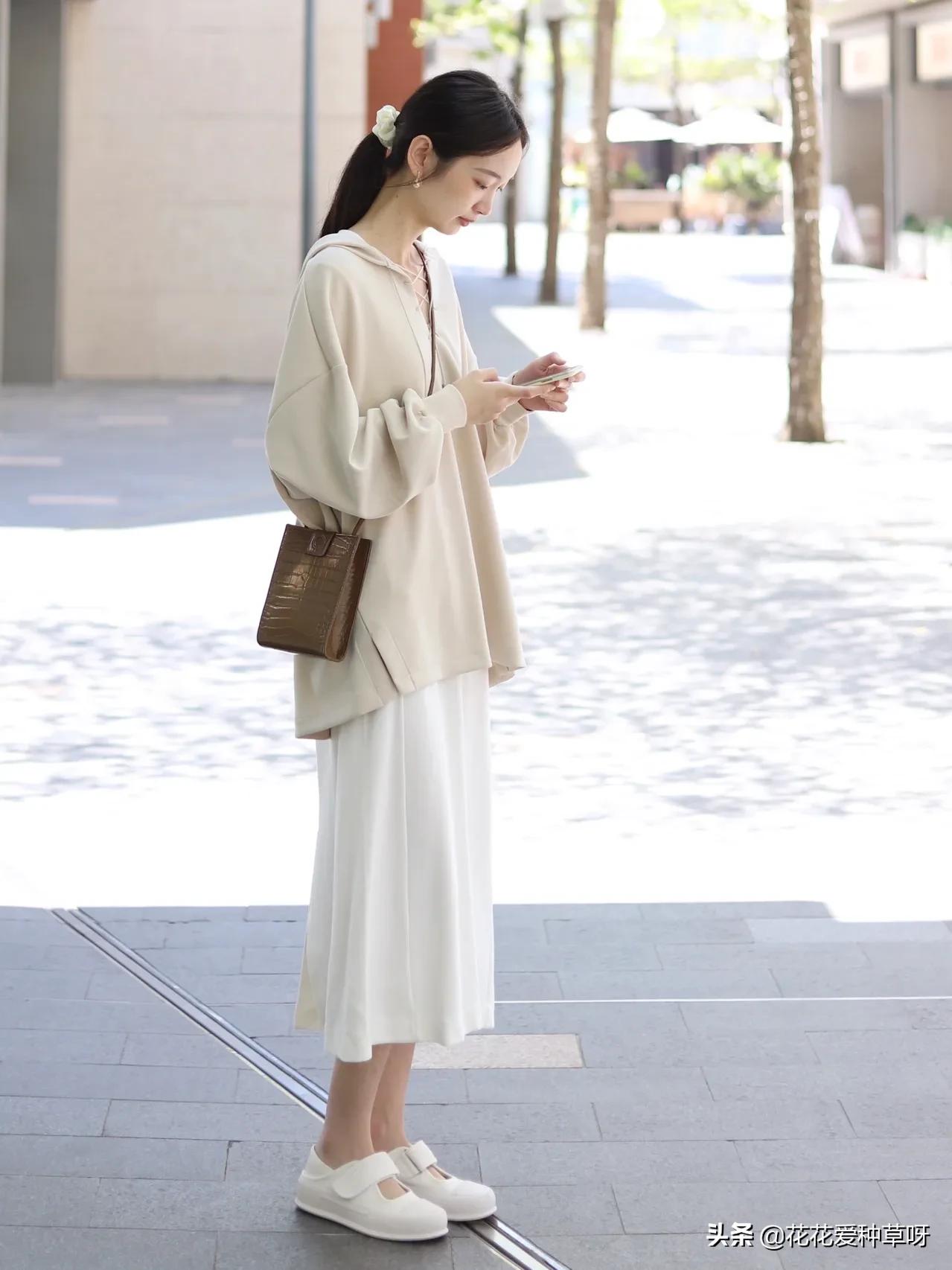 喜欢简约干净,简简单单的风格看起来就很舒服