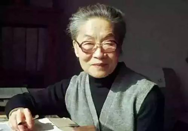 费孝通喜欢杨绛,杨绛怎么拒绝费孝通