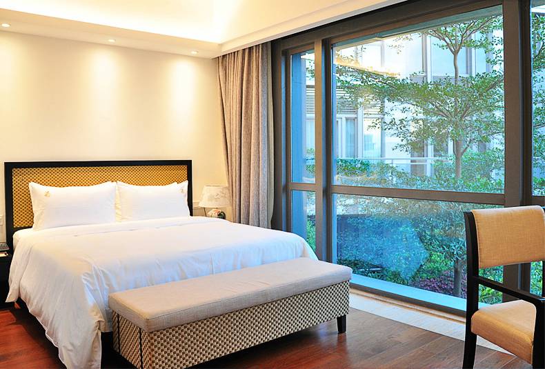 广州从化亿城泉说白金五星标准，活动价格太实惠，温泉泳池两不误