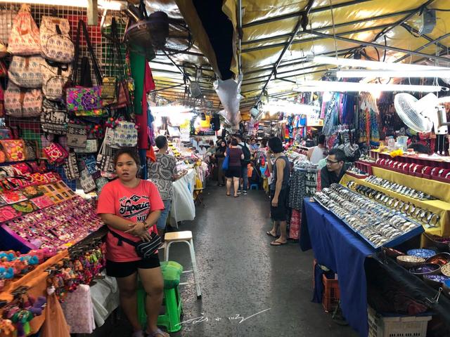 中国游客在泰国清迈,中国游客在泰国视频