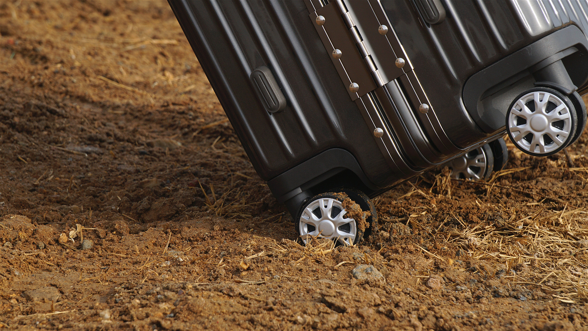 网易严选铝框旅行箱测评,网易严选铝镁合金拉杆箱