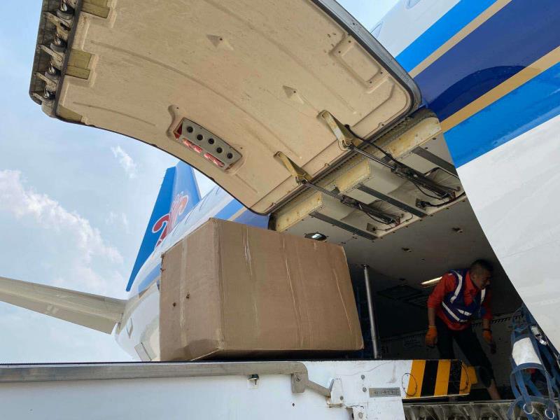 南航开通客机货运专用航班,南航首次使用a380执飞客改货航班