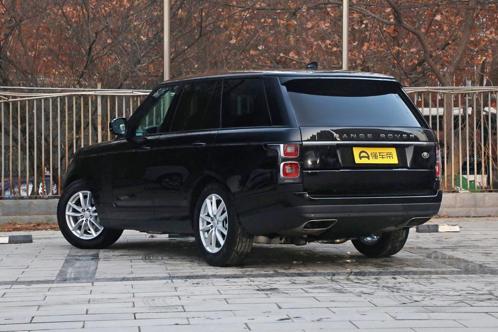 路虎揽胜对比兰博基尼suv评测,路虎揽胜创世加长版奢华suv