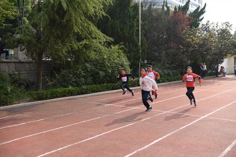 挑战自我突破极限小学,青岛燕儿岛路第一小学