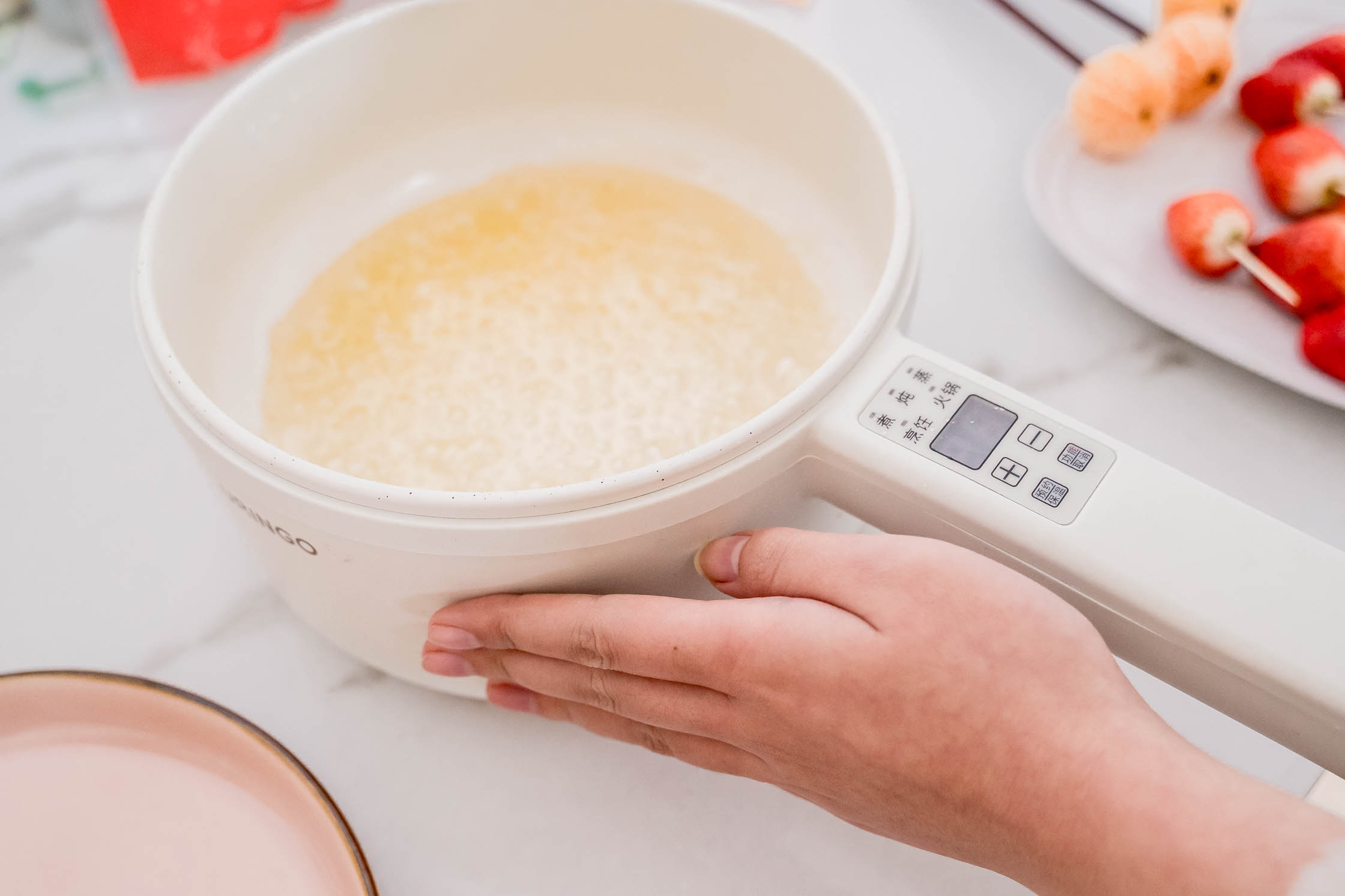 七彩小型电煮锅,热卖多功能电煮锅