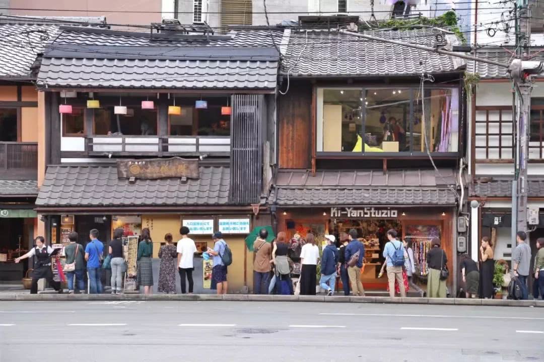 这顿灵魂日料背后的人和故事，连陈晓卿都为之动容