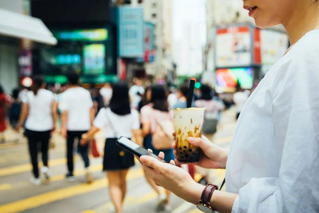 茶颜悦色高颜值奶茶,网红奶茶茶颜悦色真的好喝吗